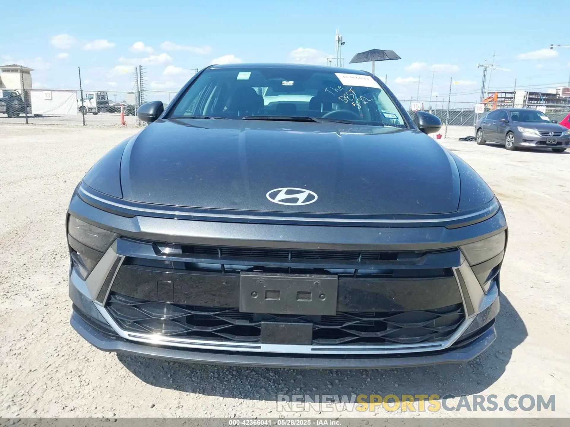 6 Photograph of a damaged car KMHL64JA1SA460707 HYUNDAI SONATA 2025
