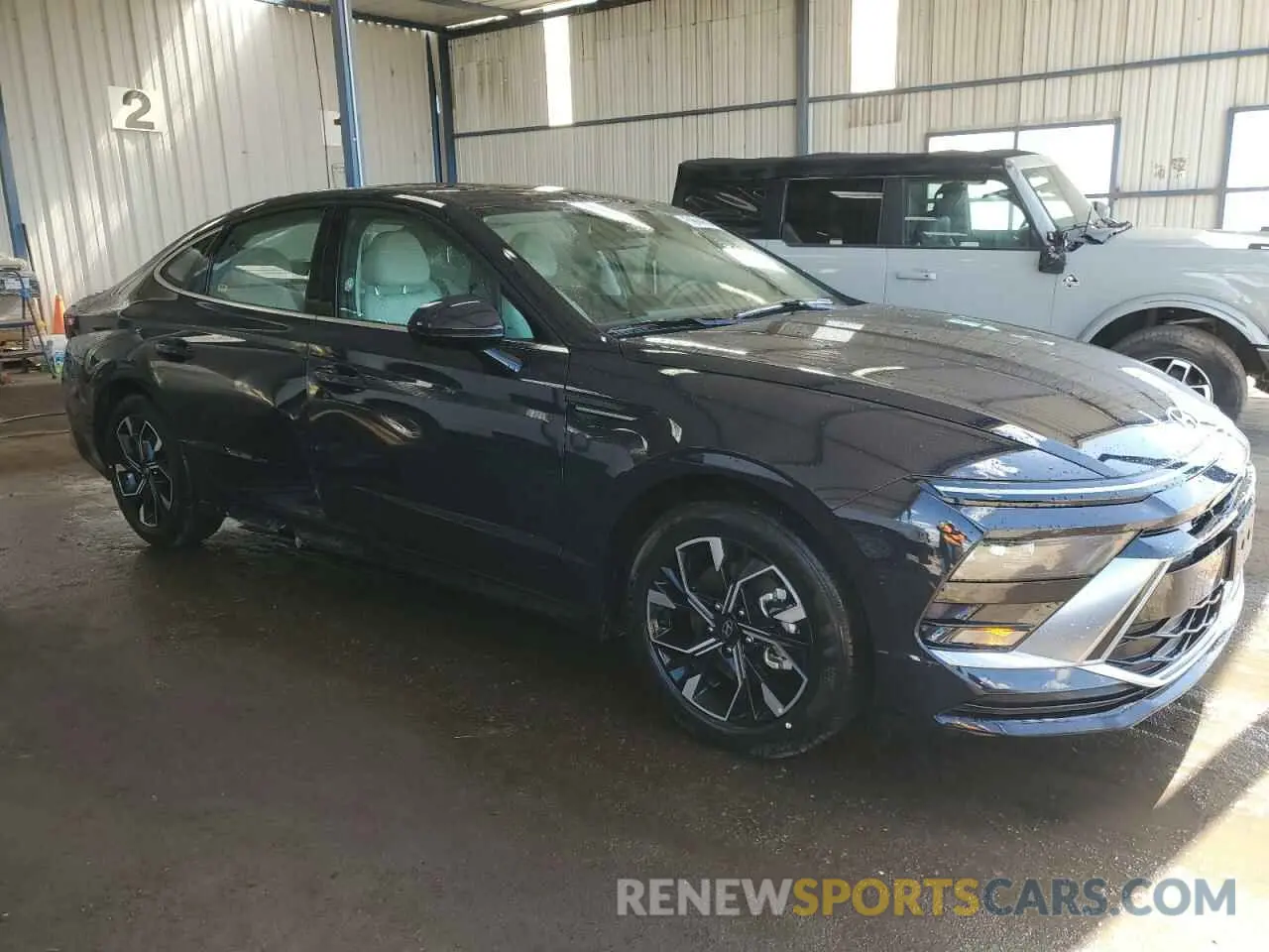 4 Photograph of a damaged car KMHL64JA1SA462568 HYUNDAI SONATA 2025