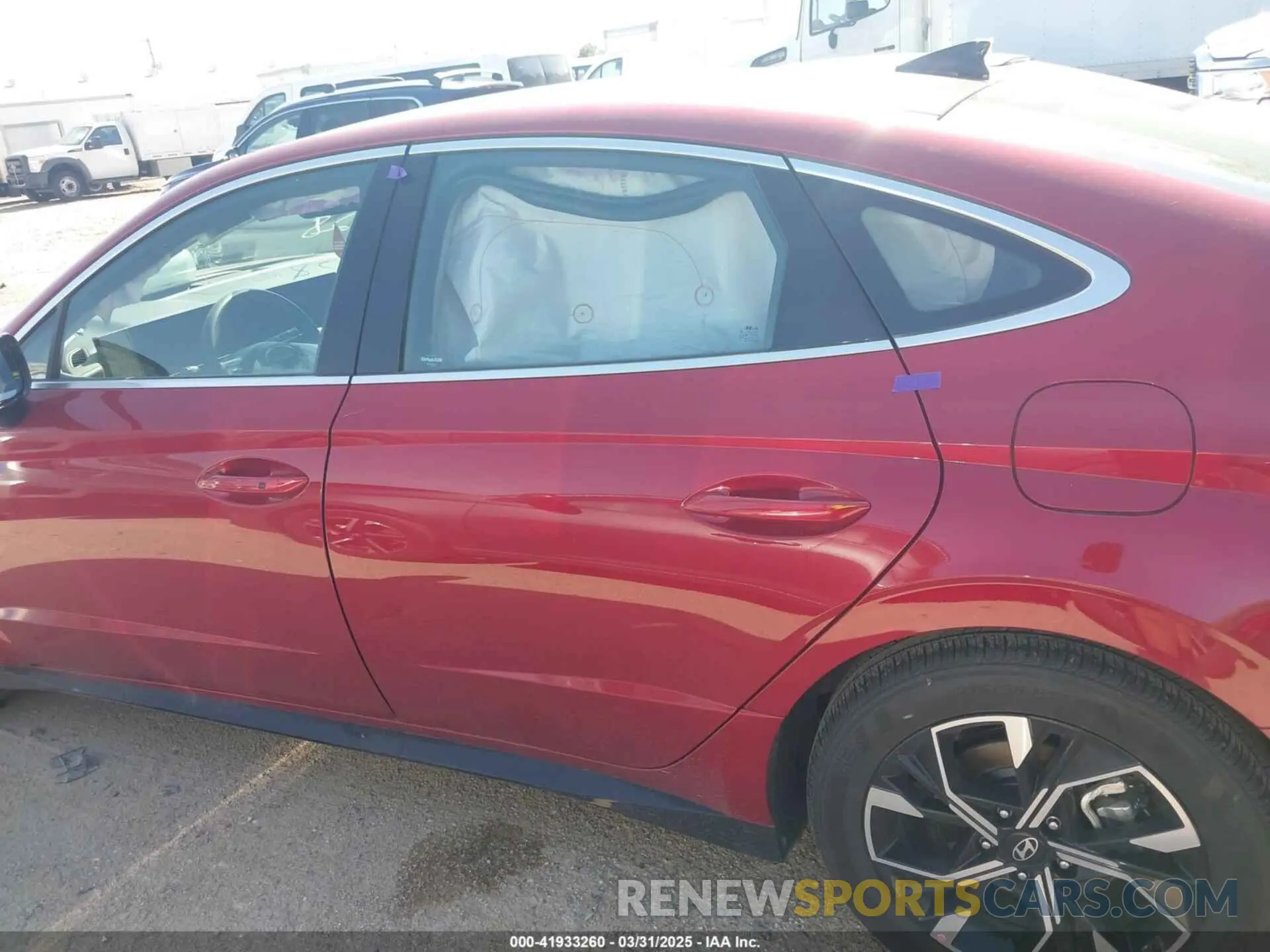 13 Photograph of a damaged car KMHL64JA1SA471447 HYUNDAI SONATA 2025