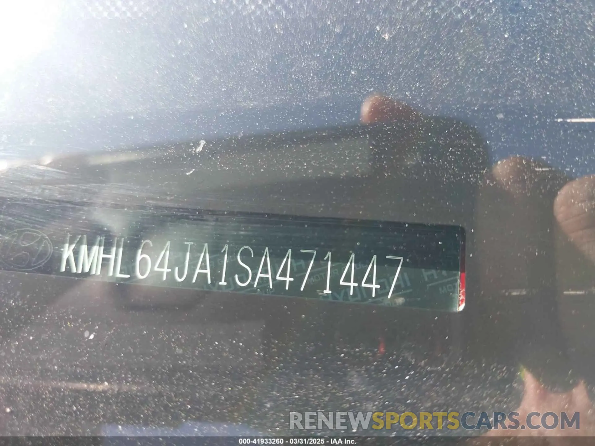 9 Photograph of a damaged car KMHL64JA1SA471447 HYUNDAI SONATA 2025