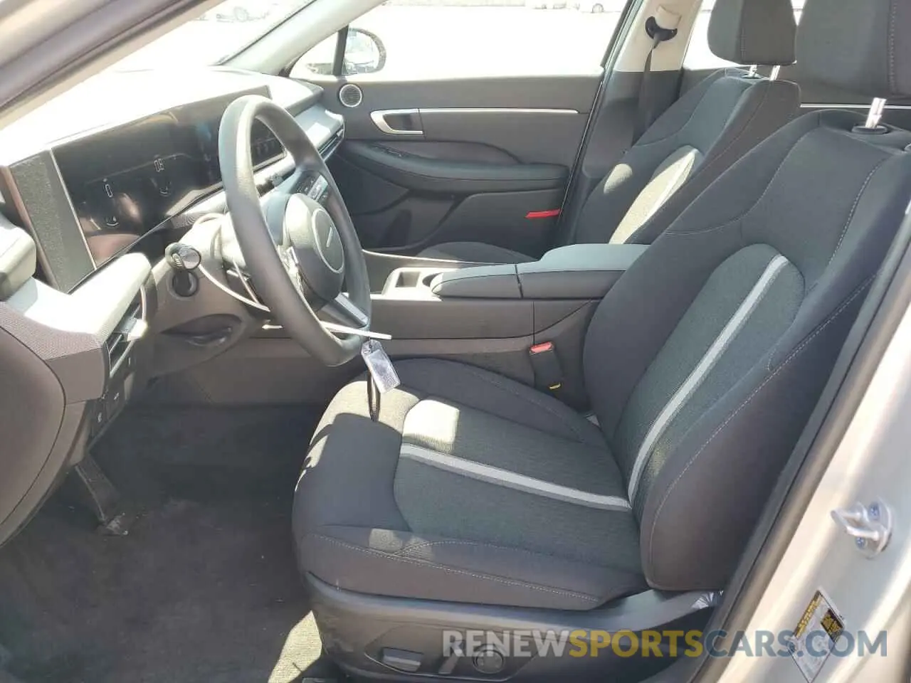 7 Photograph of a damaged car KMHL64JA1SA484537 HYUNDAI SONATA 2025