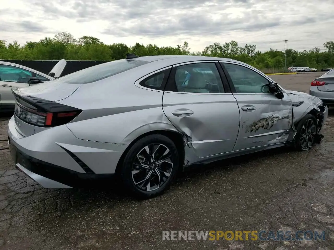 3 Photograph of a damaged car KMHL64JA2SA448761 HYUNDAI SONATA 2025