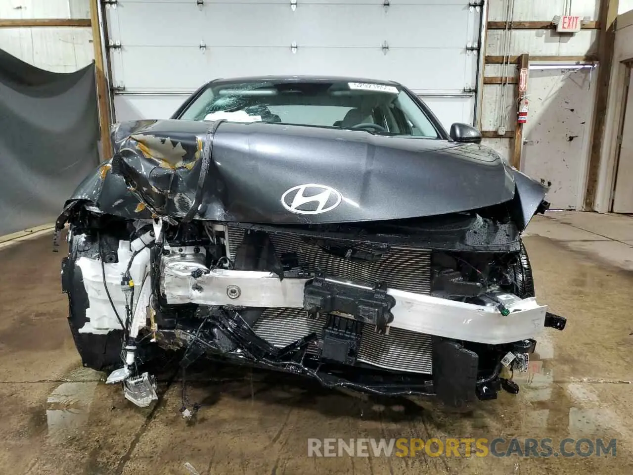 5 Photograph of a damaged car KMHL64JA2SA462403 HYUNDAI SONATA 2025