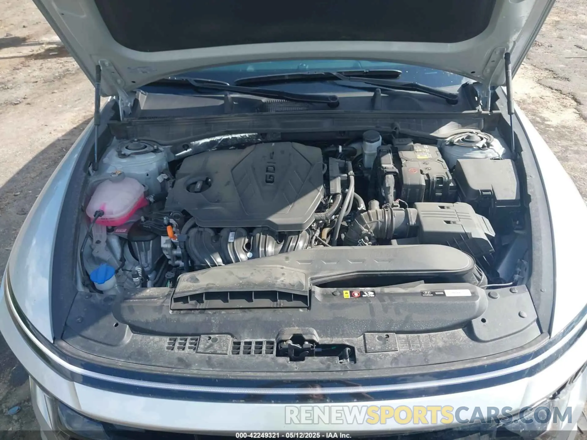 10 Photograph of a damaged car KMHL64JA3SA449076 HYUNDAI SONATA 2025
