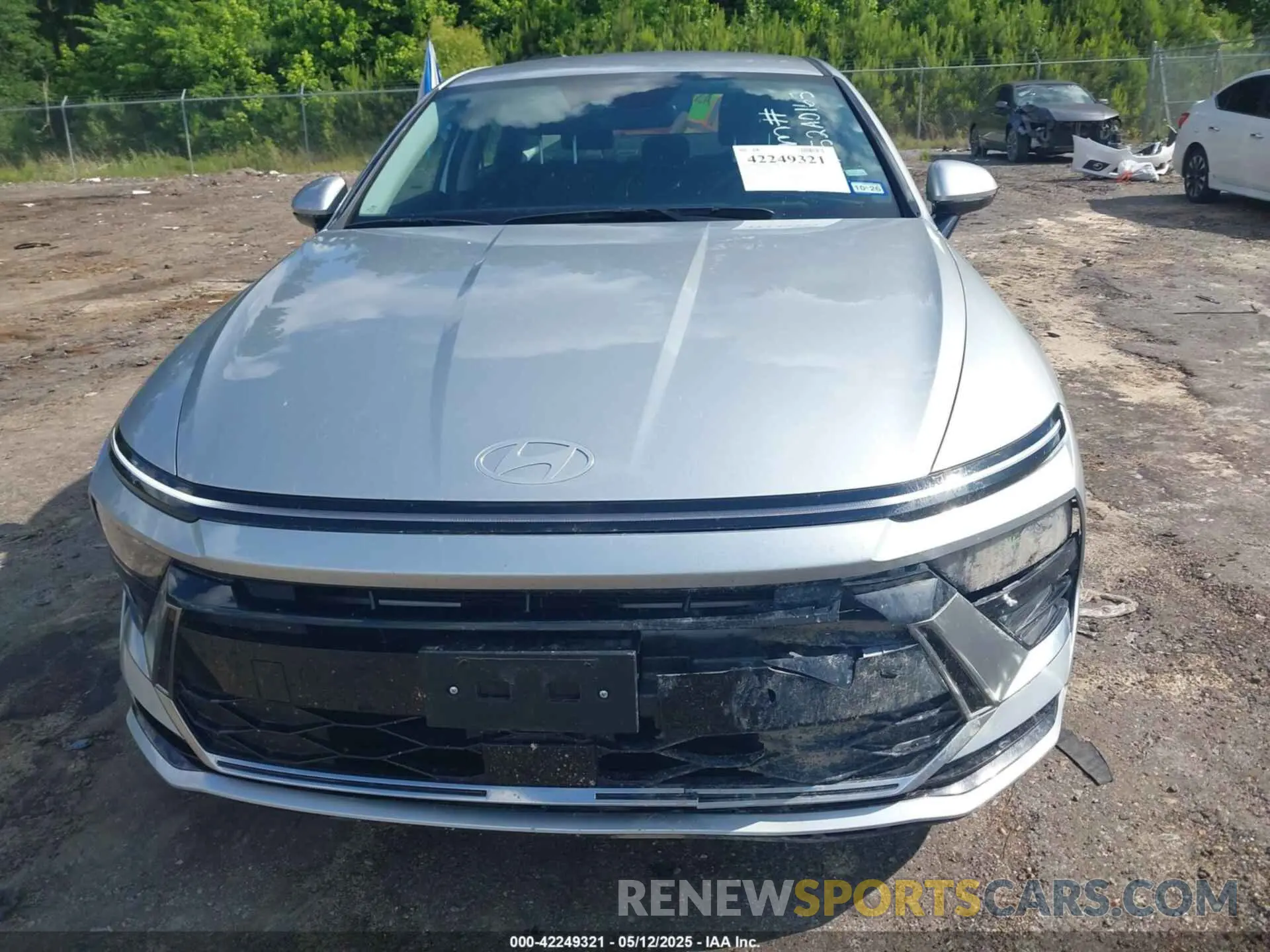 12 Photograph of a damaged car KMHL64JA3SA449076 HYUNDAI SONATA 2025