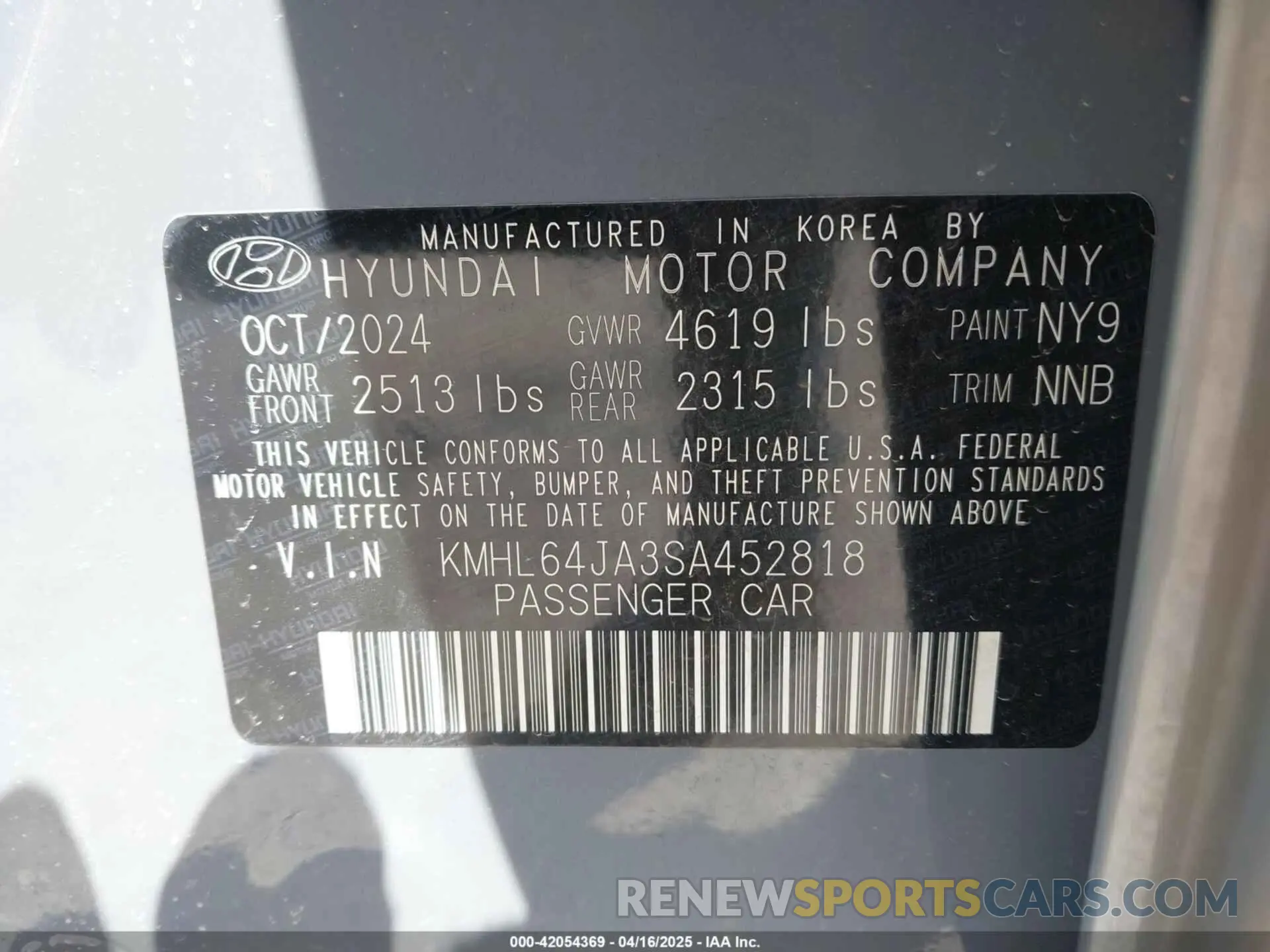 9 Photograph of a damaged car KMHL64JA3SA452818 HYUNDAI SONATA 2025