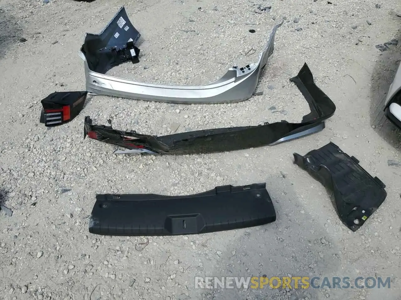 12 Photograph of a damaged car KMHL64JA3SA470168 HYUNDAI SONATA 2025