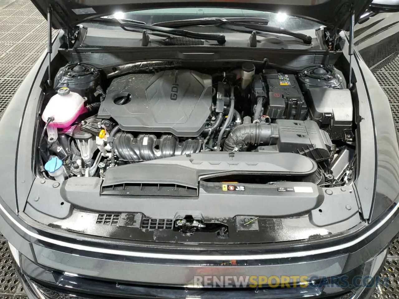 11 Photograph of a damaged car KMHL64JA4SA447353 HYUNDAI SONATA 2025