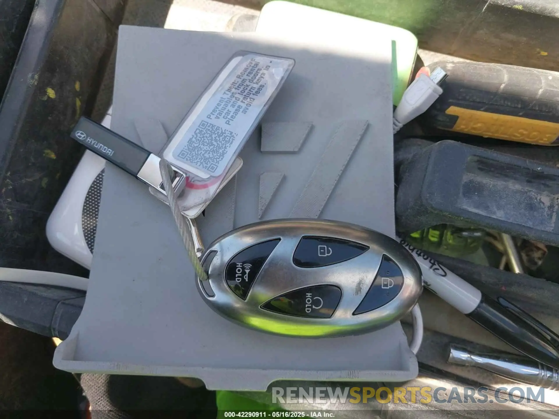 11 Photograph of a damaged car KMHL64JA4SA451614 HYUNDAI SONATA 2025