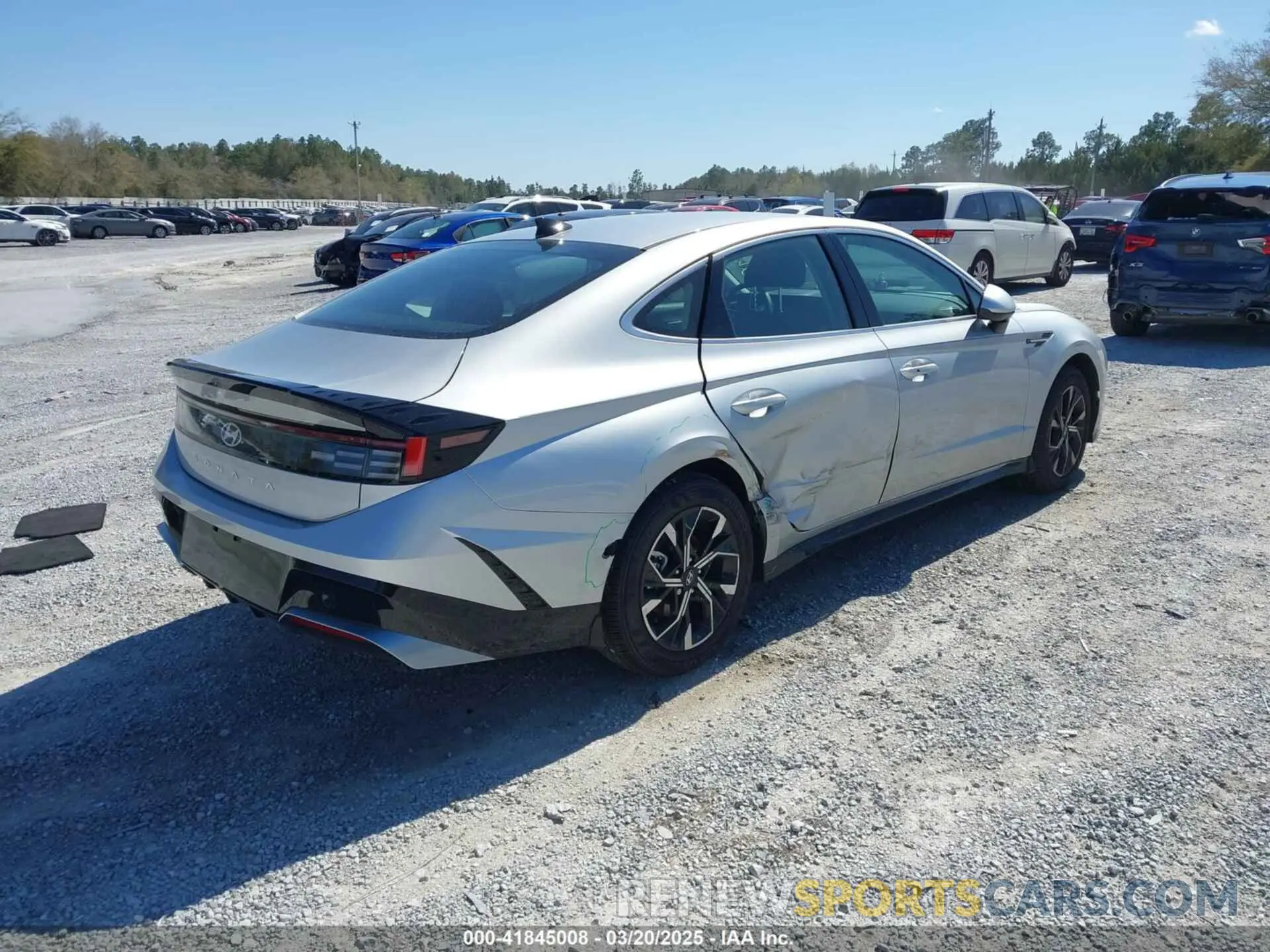 4 Photograph of a damaged car KMHL64JA4SA453119 HYUNDAI SONATA 2025