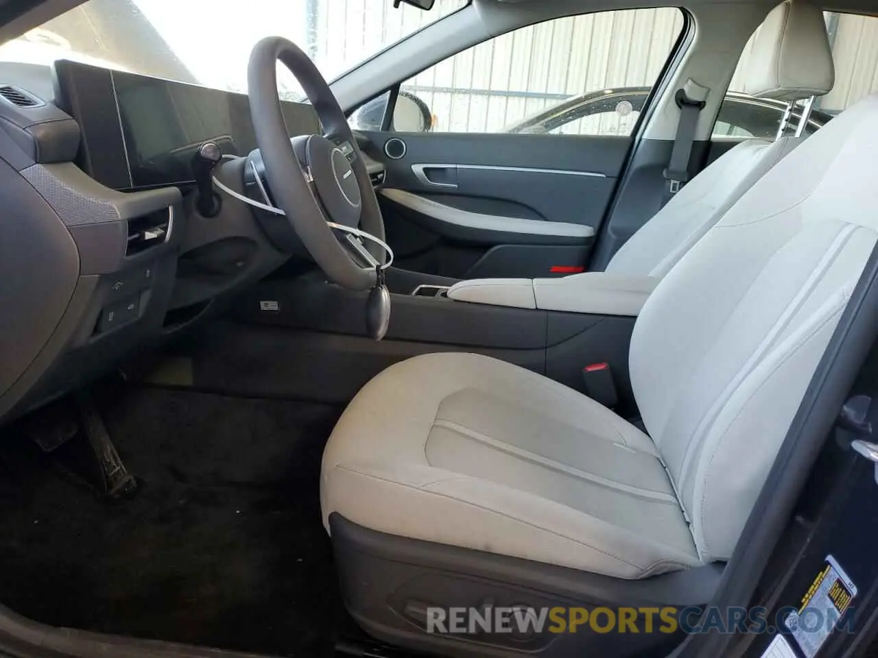 7 Photograph of a damaged car KMHL64JA4SA459406 HYUNDAI SONATA 2025