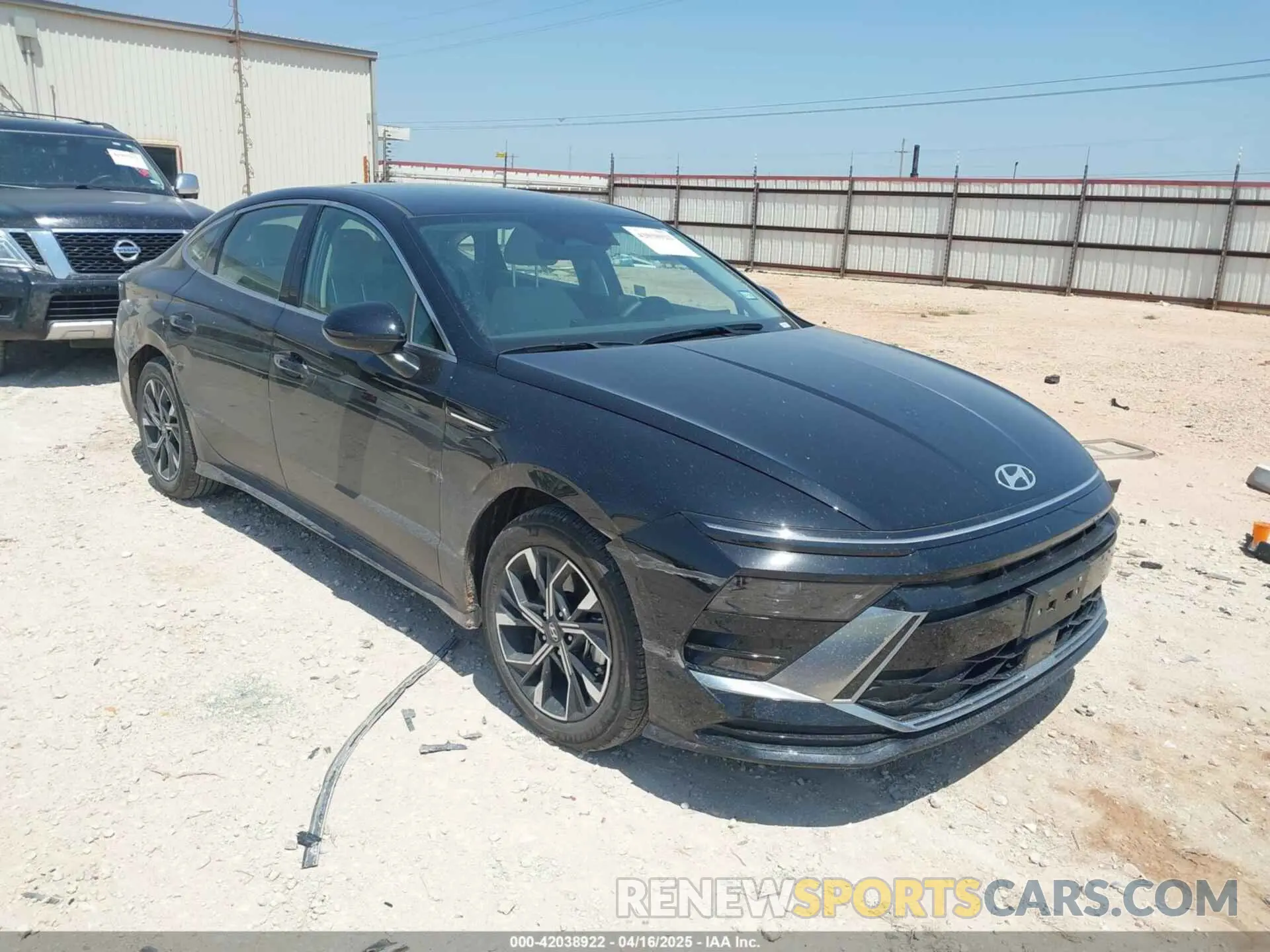 1 Photograph of a damaged car KMHL64JA6SA437746 HYUNDAI SONATA 2025