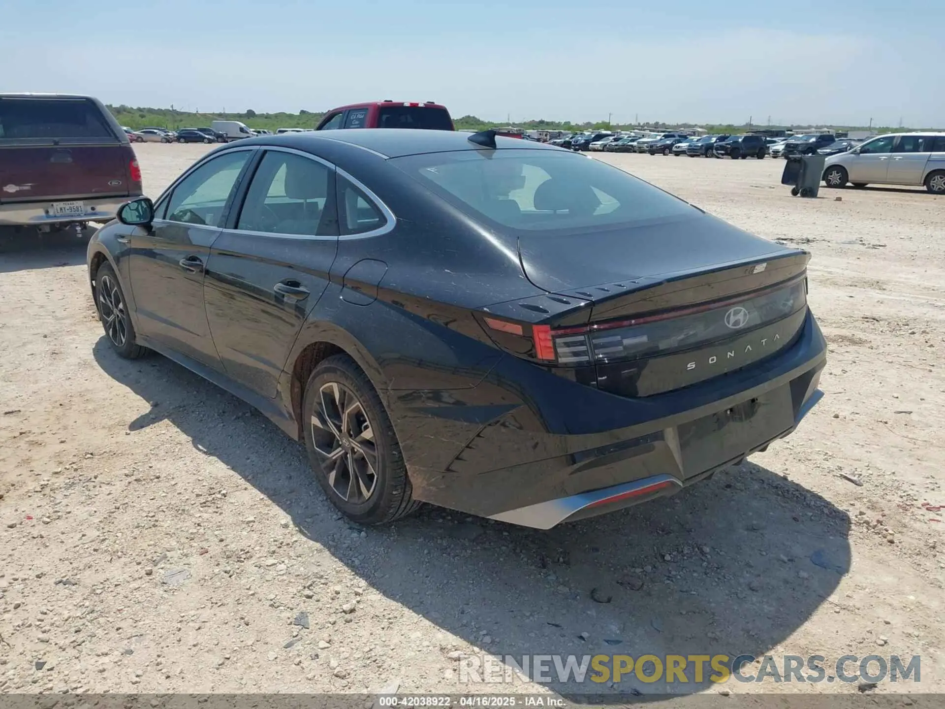 3 Photograph of a damaged car KMHL64JA6SA437746 HYUNDAI SONATA 2025