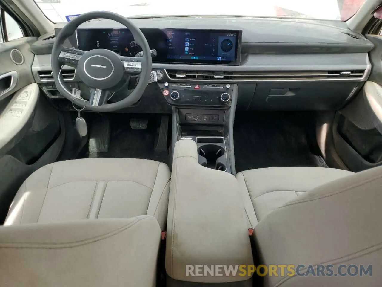 8 Photograph of a damaged car KMHL64JA6SA441859 HYUNDAI SONATA 2025