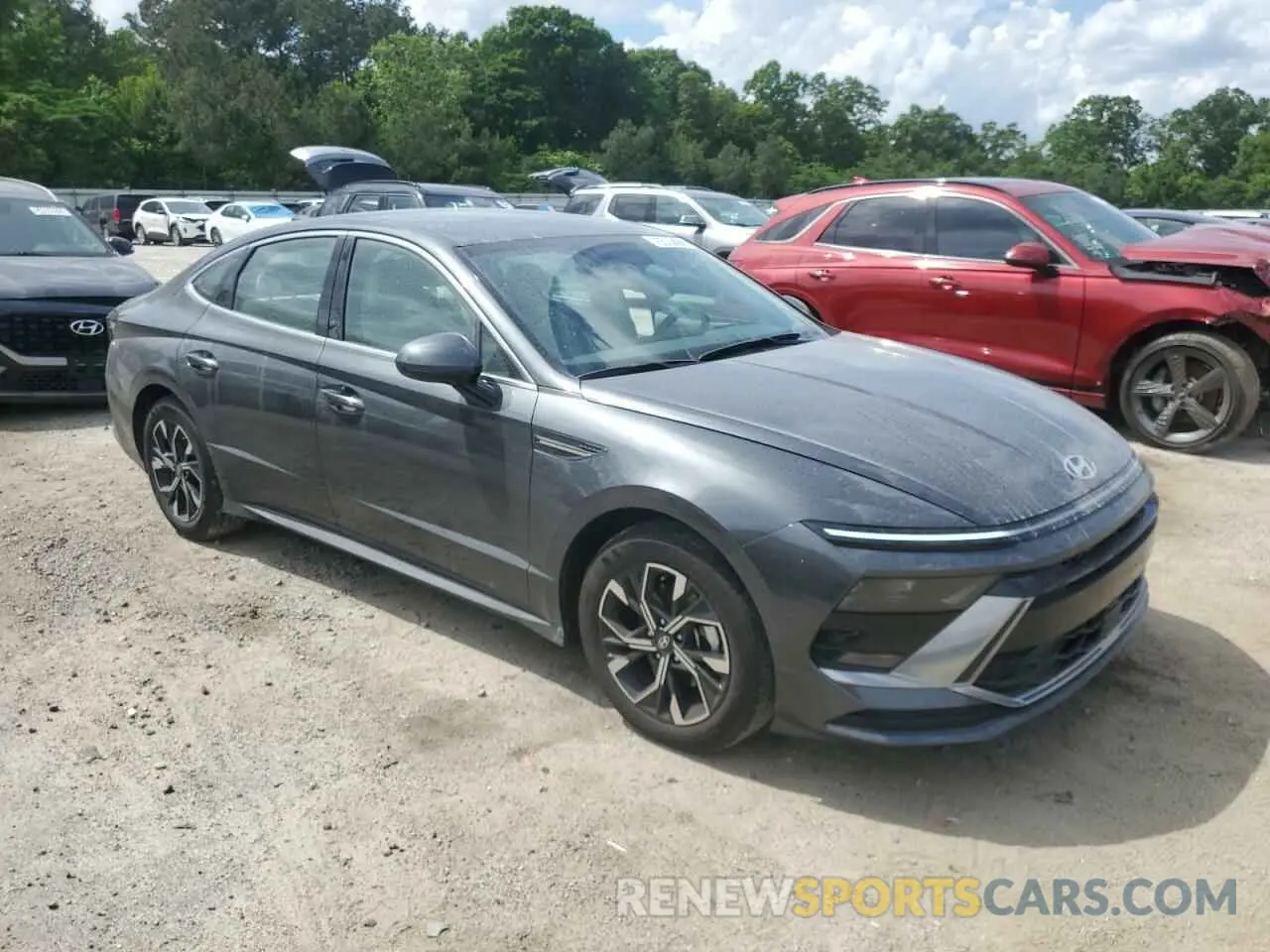 4 Photograph of a damaged car KMHL64JA7SA449260 HYUNDAI SONATA 2025