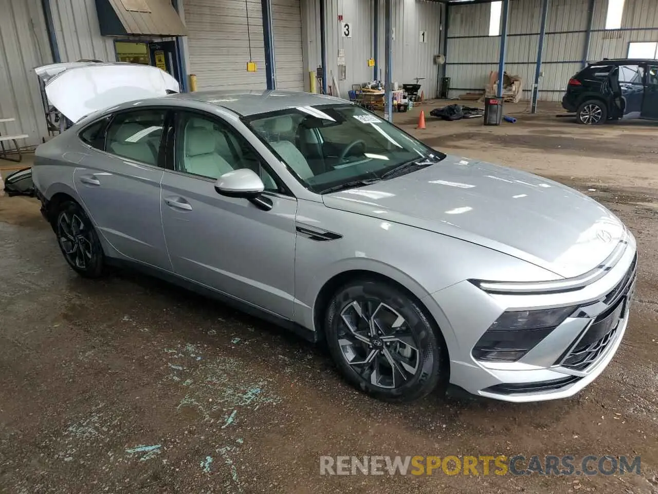 4 Photograph of a damaged car KMHL64JA7SA458508 HYUNDAI SONATA 2025