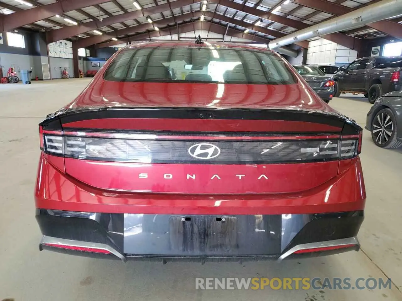 6 Photograph of a damaged car KMHL64JA8SA446951 HYUNDAI SONATA 2025