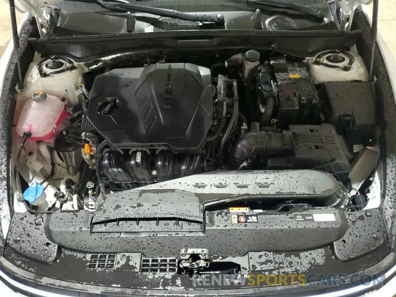 11 Photograph of a damaged car KMHL64JA8SA464205 HYUNDAI SONATA 2025