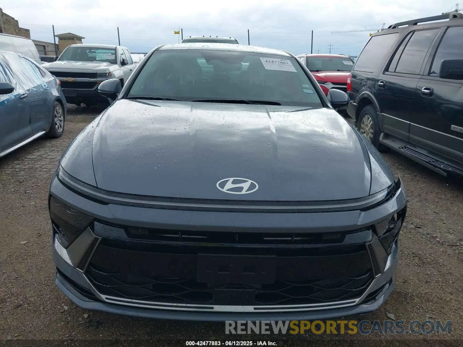12 Photograph of a damaged car KMHL64JA9SA428653 HYUNDAI SONATA 2025