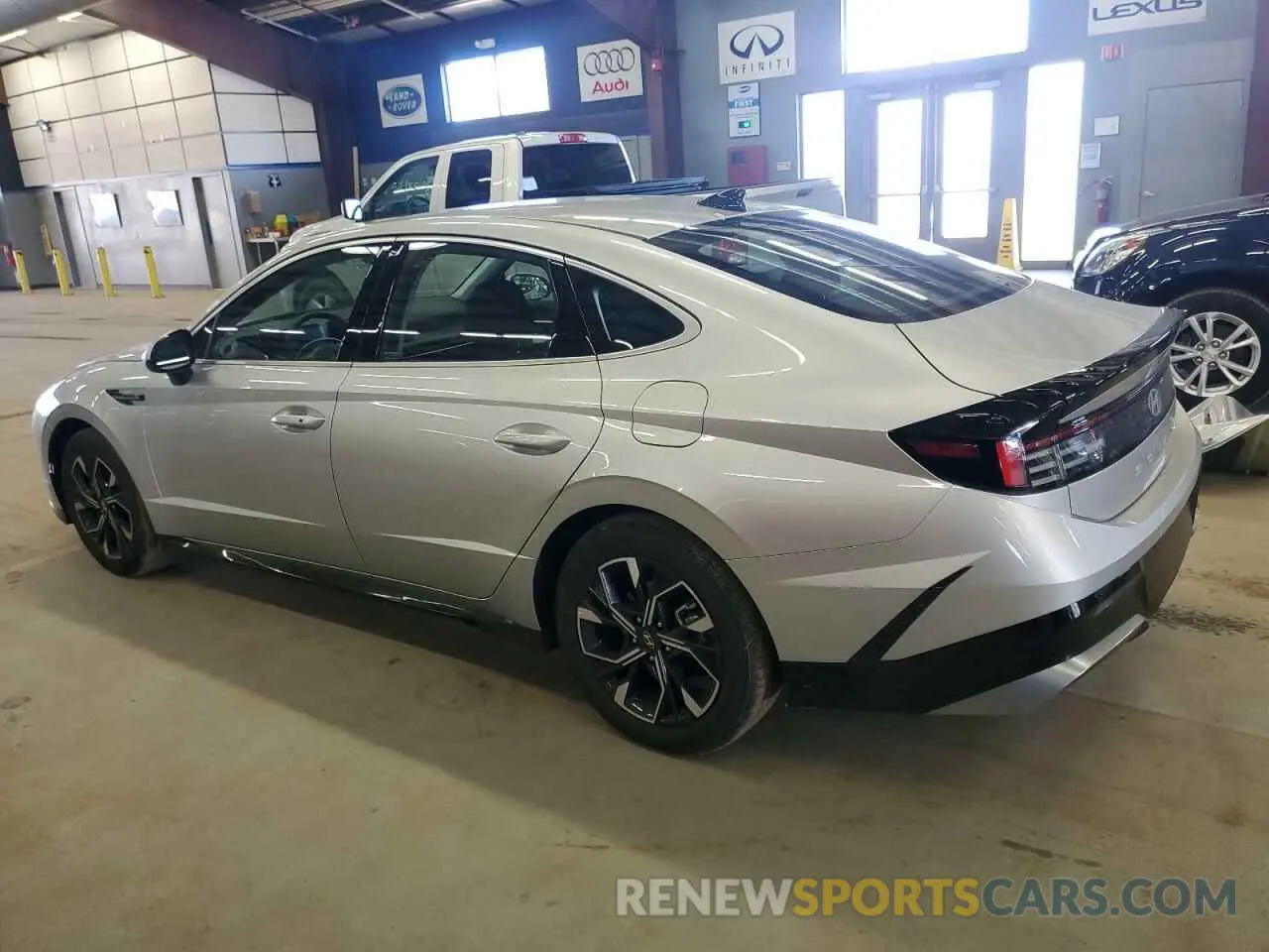 2 Photograph of a damaged car KMHL64JA9SA456887 HYUNDAI SONATA 2025