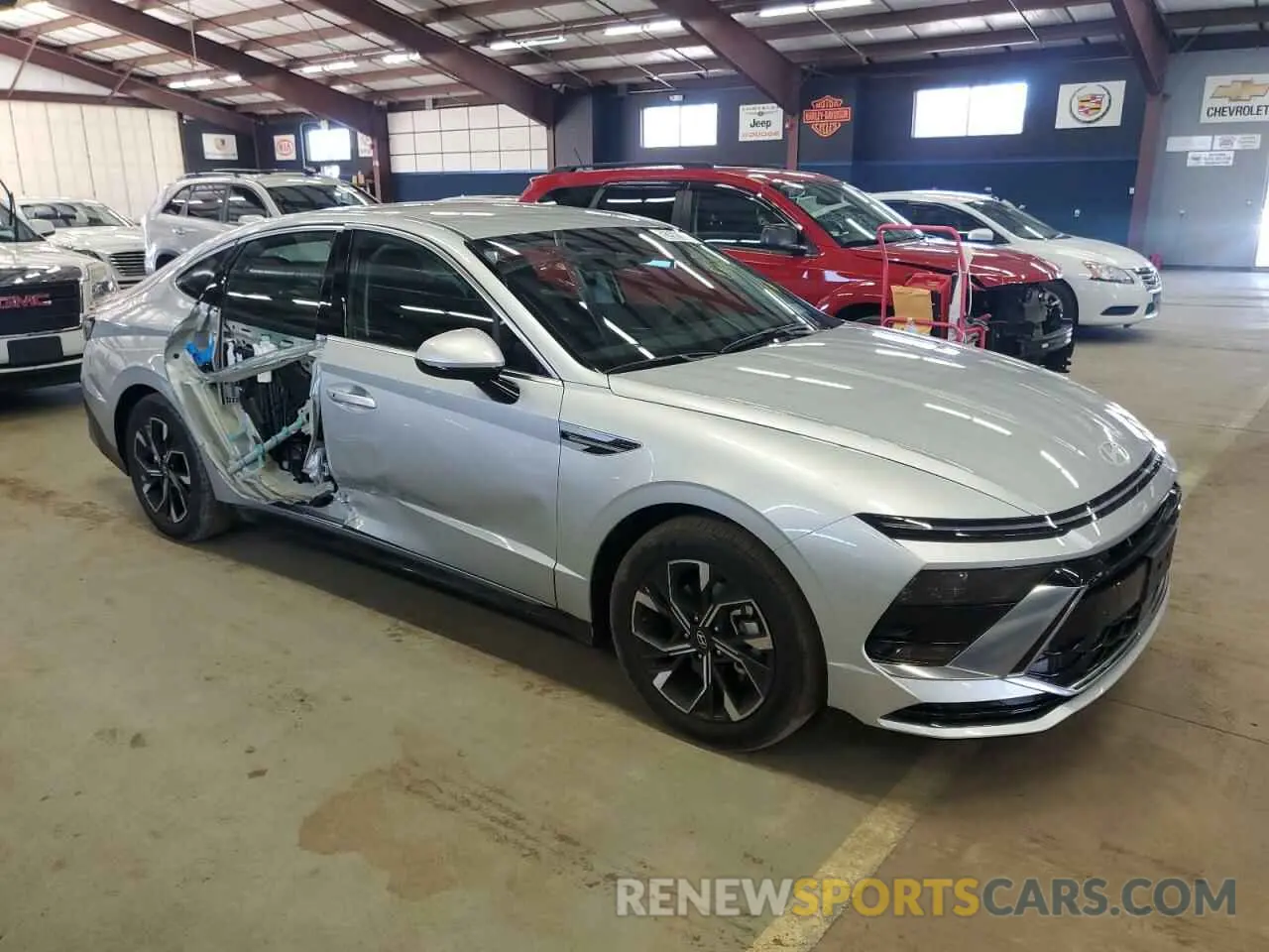 4 Photograph of a damaged car KMHL64JA9SA456887 HYUNDAI SONATA 2025