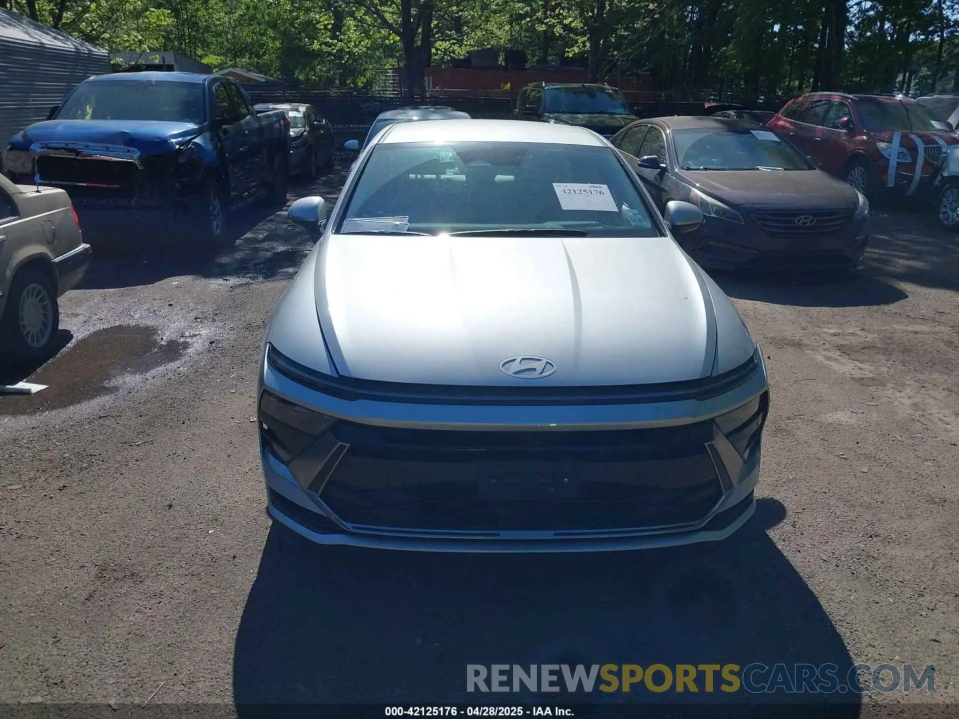 12 Photograph of a damaged car KMHL64JA9SA456954 HYUNDAI SONATA 2025