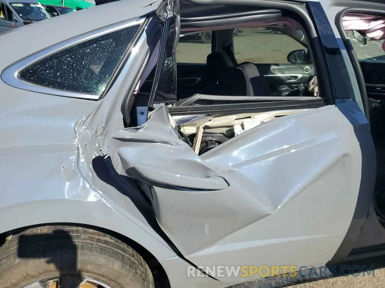 10 Photograph of a damaged car KMHL64JAXSA430993 HYUNDAI SONATA 2025