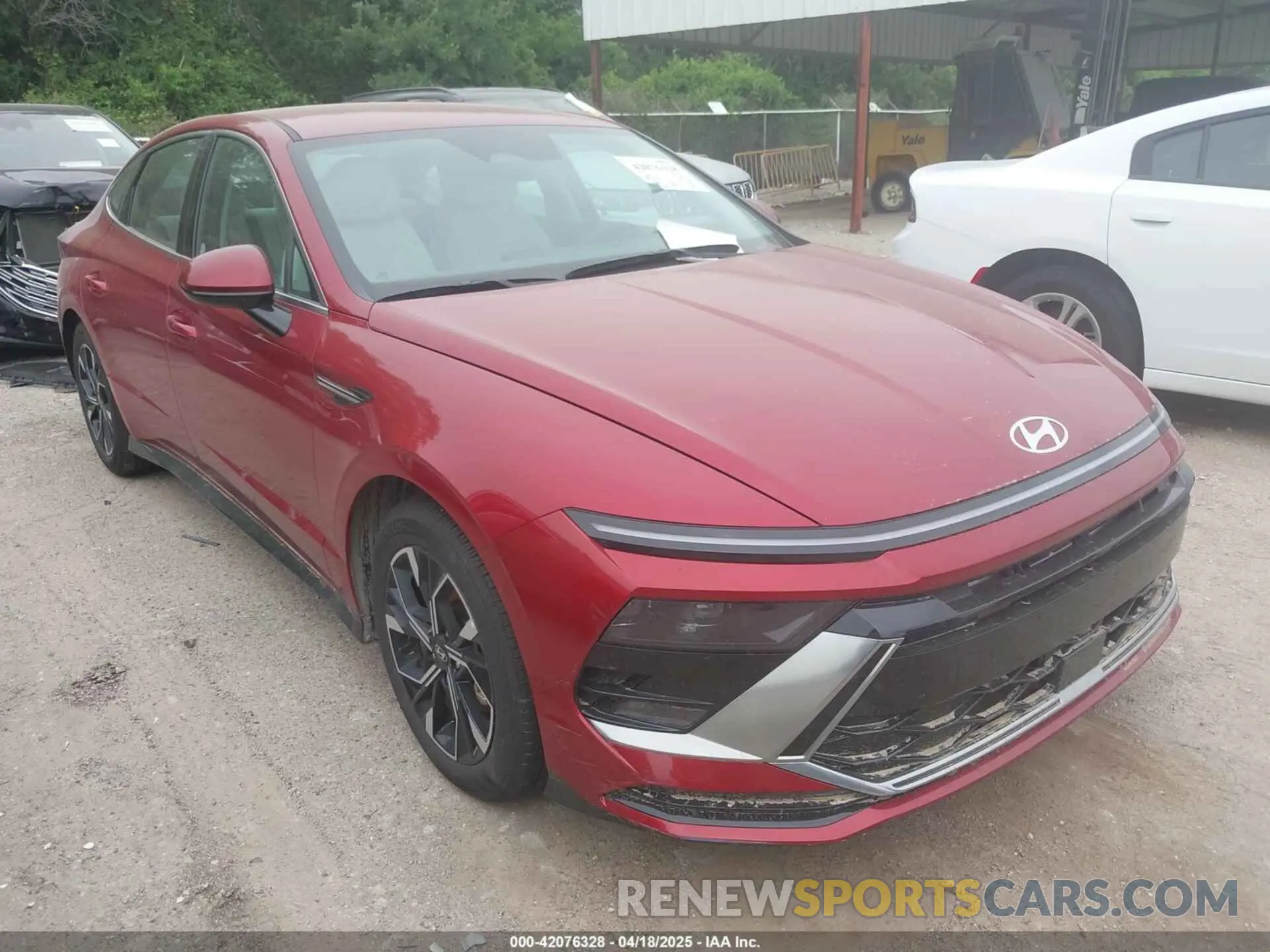 1 Photograph of a damaged car KMHL64JAXSA451715 HYUNDAI SONATA 2025
