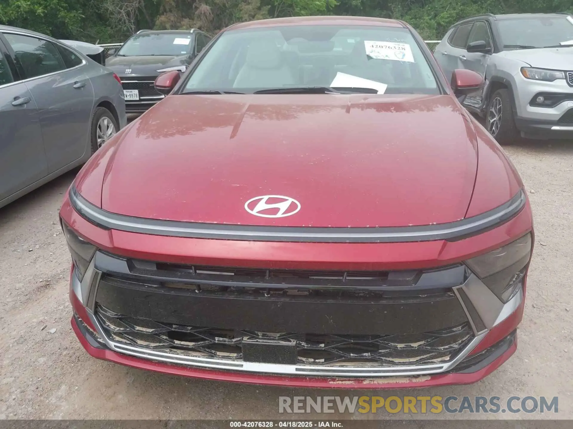 6 Photograph of a damaged car KMHL64JAXSA451715 HYUNDAI SONATA 2025