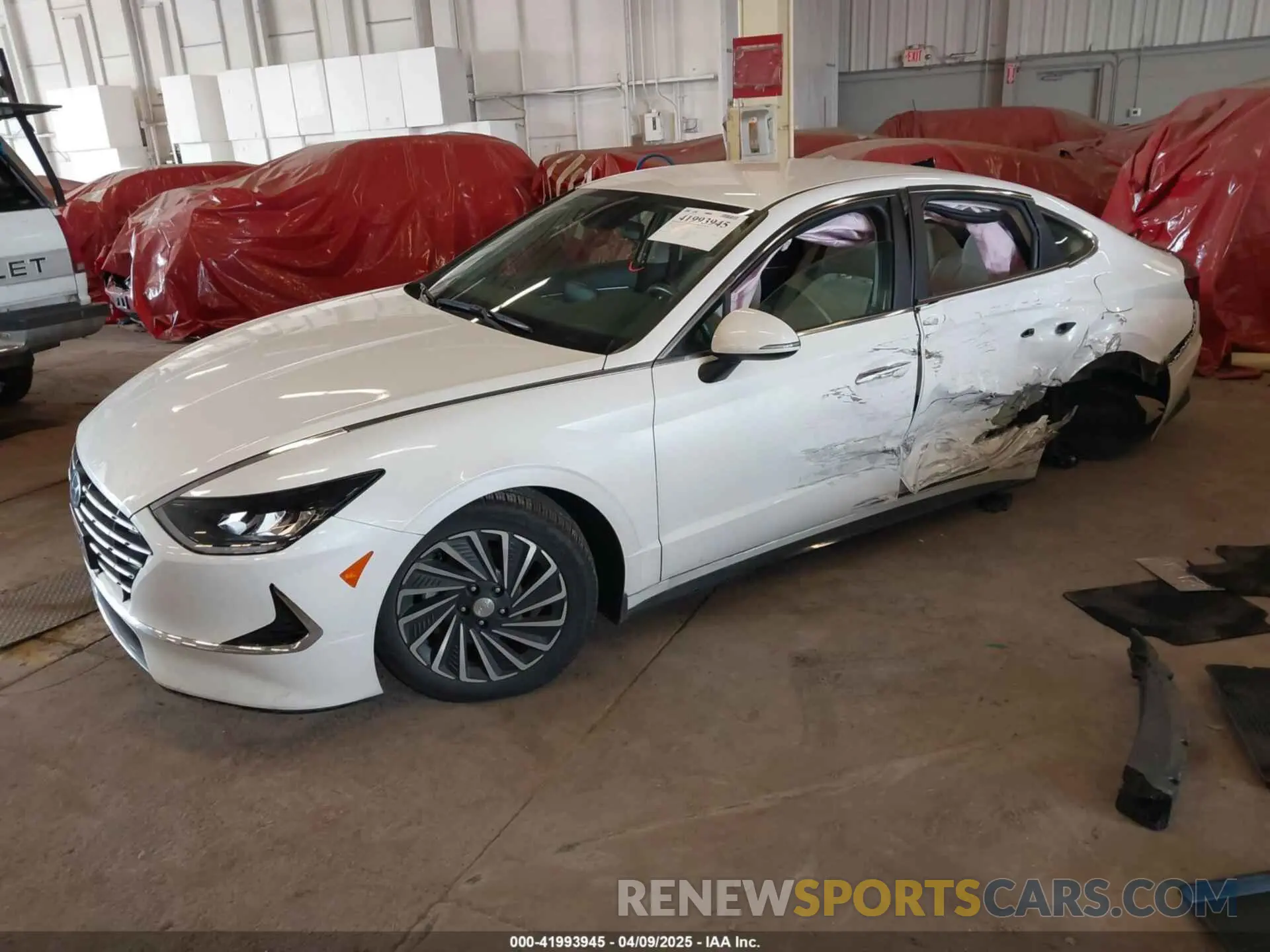 2 Photograph of a damaged car KMHL34JJ1LA015331 HYUNDAI SONATA HYBRID 2020