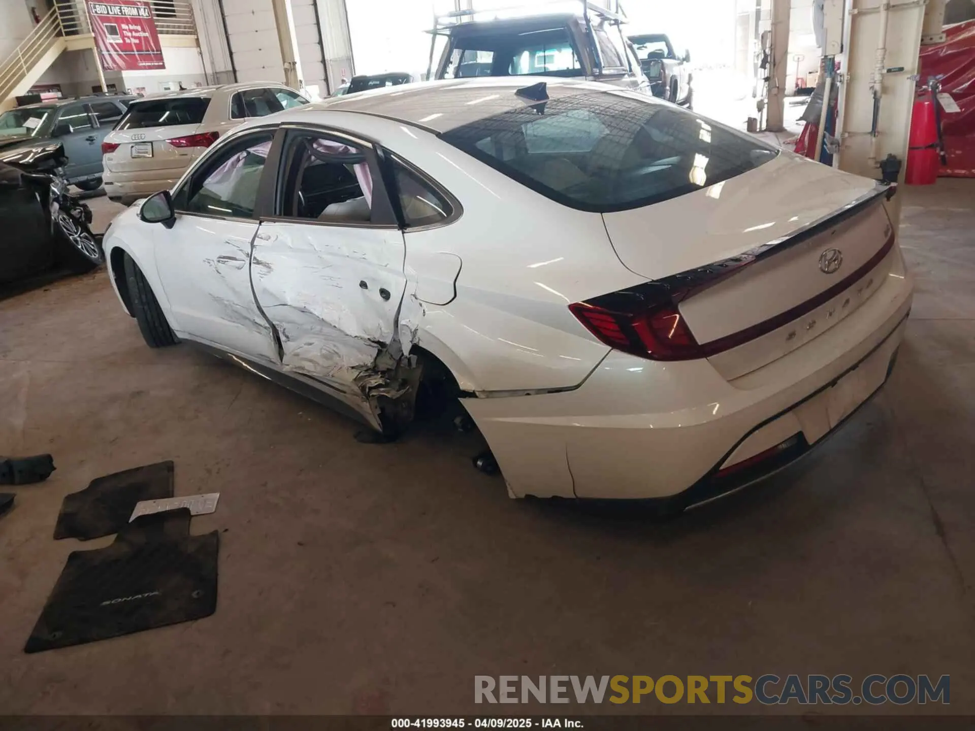 3 Photograph of a damaged car KMHL34JJ1LA015331 HYUNDAI SONATA HYBRID 2020