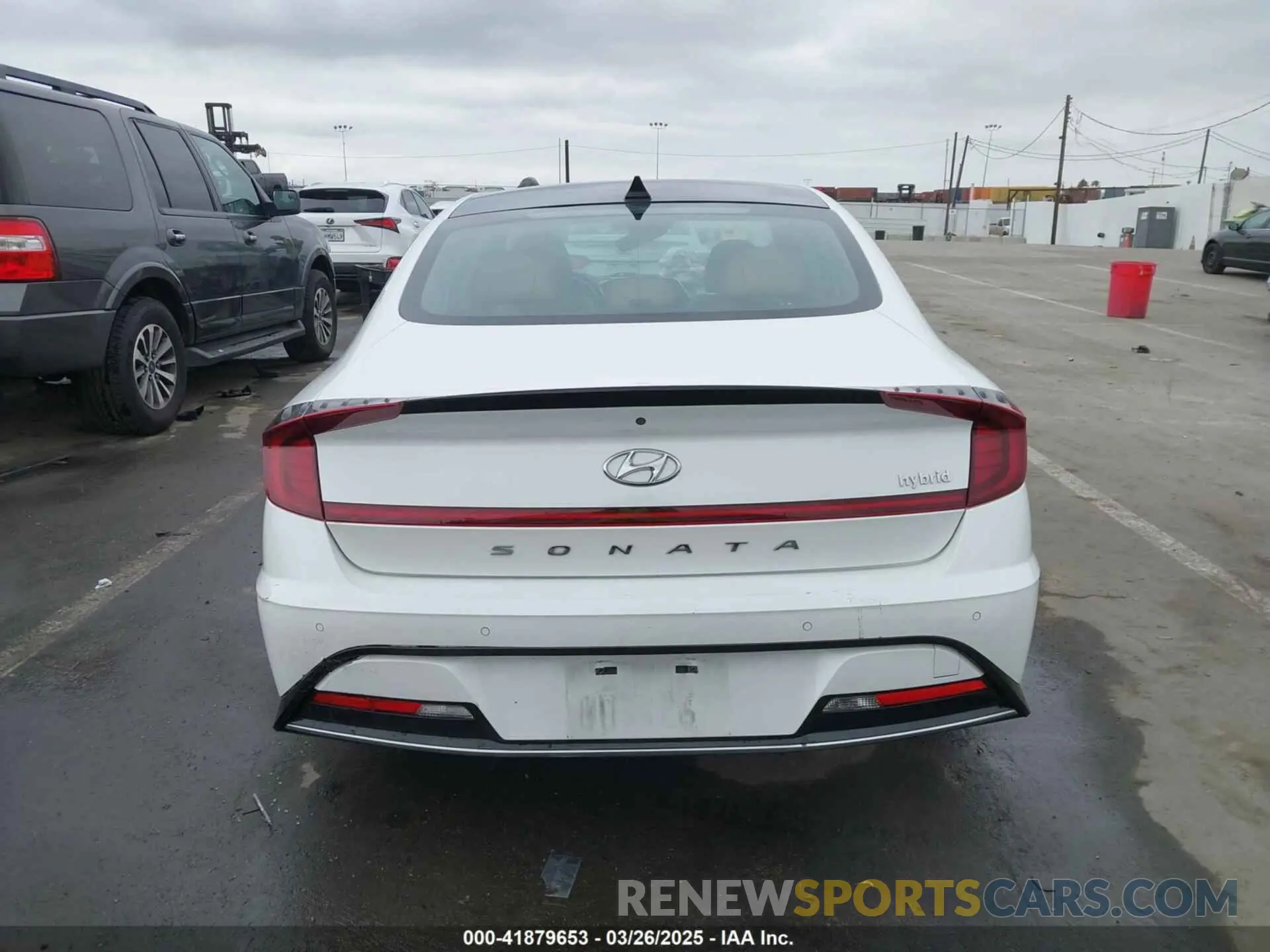 16 Photograph of a damaged car KMHL54JJ1LA016229 HYUNDAI SONATA HYBRID 2020