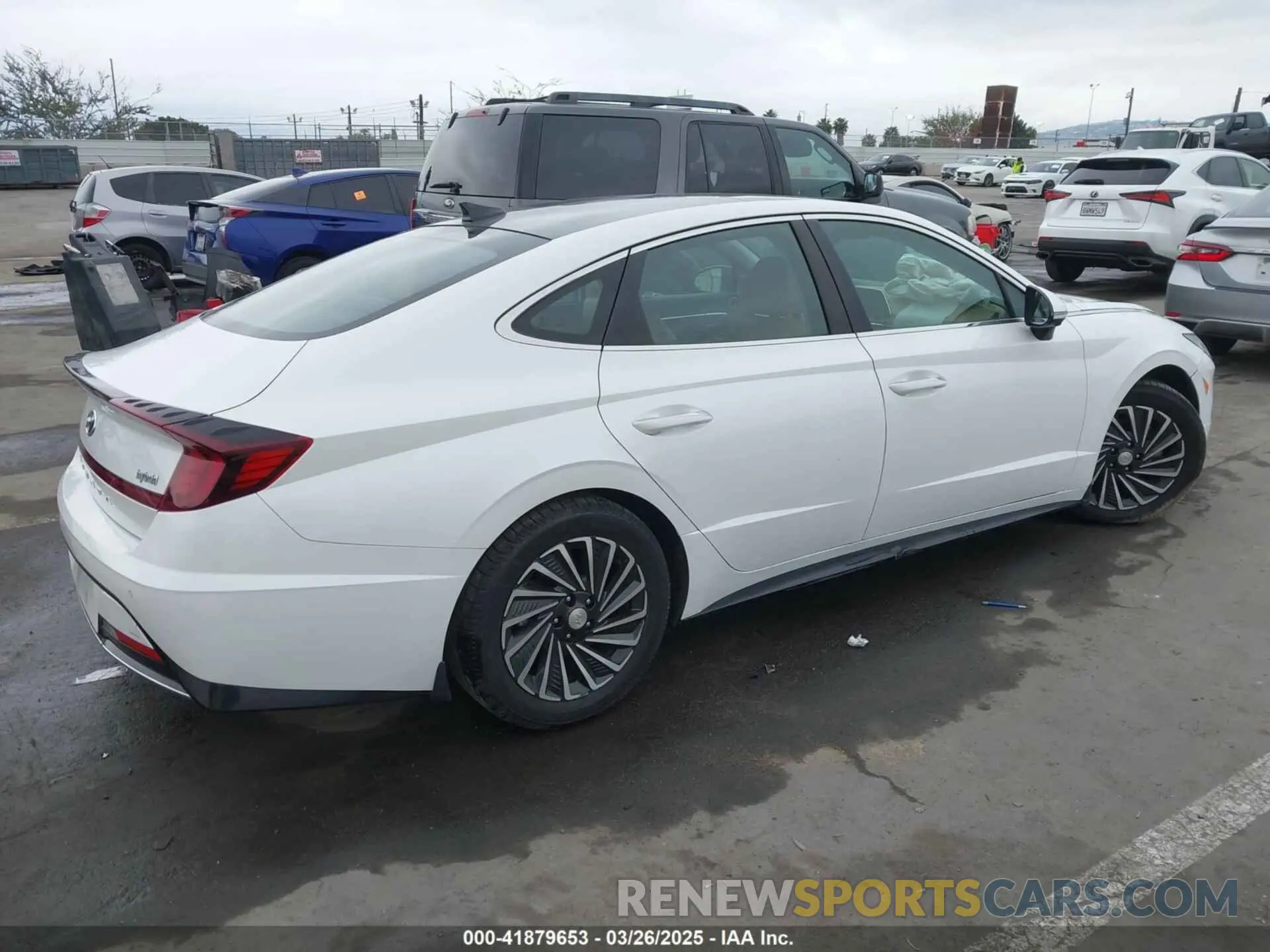 4 Photograph of a damaged car KMHL54JJ1LA016229 HYUNDAI SONATA HYBRID 2020