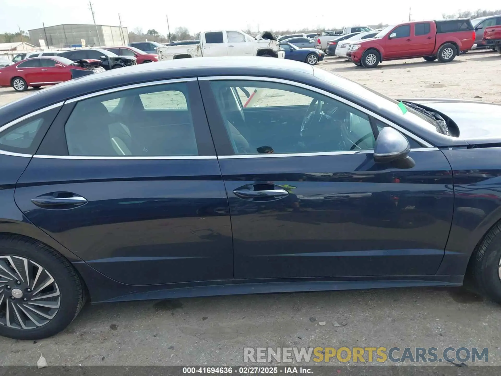 14 Photograph of a damaged car KMHL34JJ1NA047165 HYUNDAI SONATA HYBRID 2022