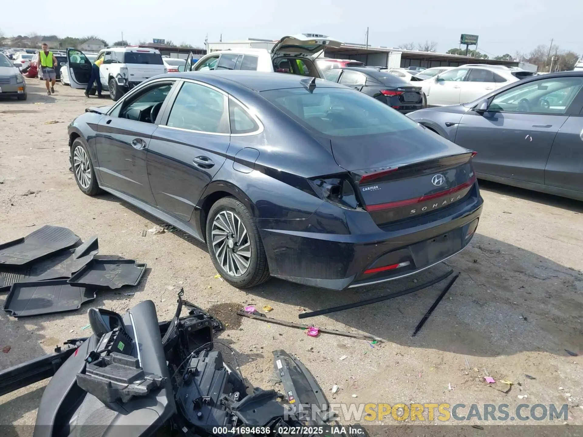 3 Photograph of a damaged car KMHL34JJ1NA047165 HYUNDAI SONATA HYBRID 2022