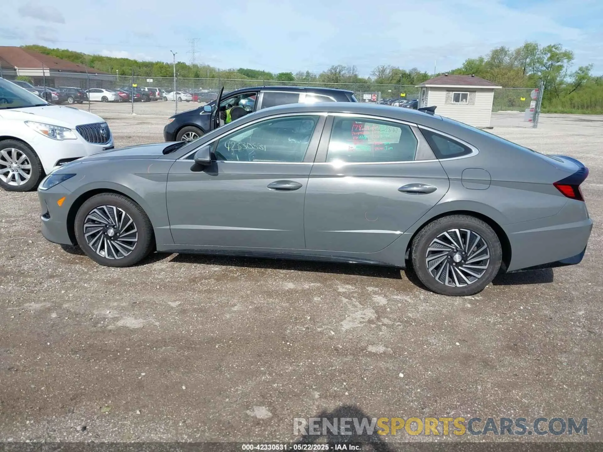 14 Photograph of a damaged car KMHL34JJ4NA039285 HYUNDAI SONATA HYBRID 2022