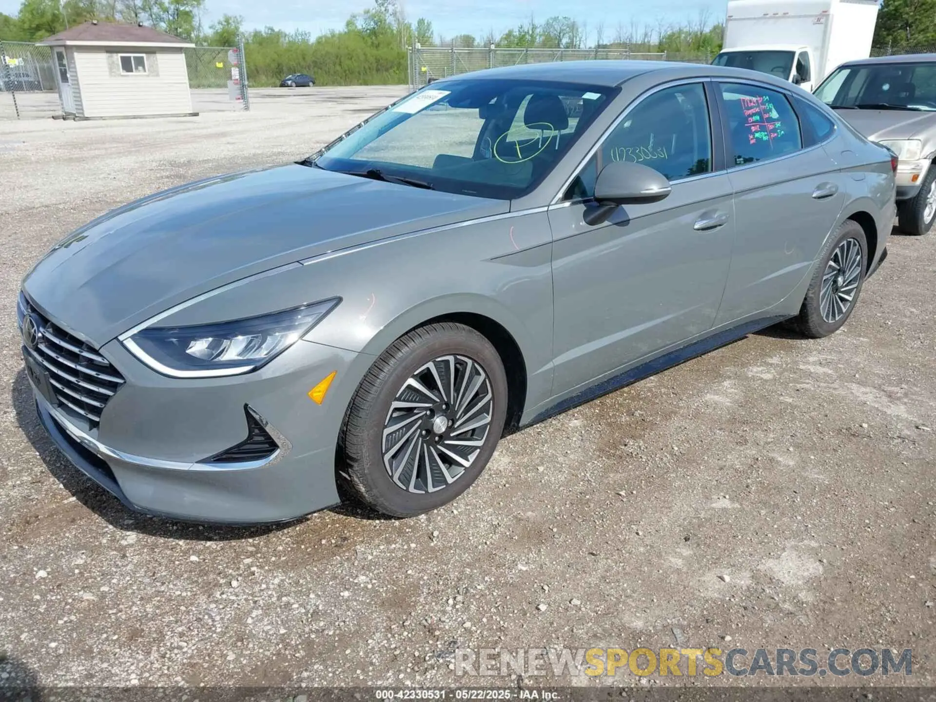 2 Photograph of a damaged car KMHL34JJ4NA039285 HYUNDAI SONATA HYBRID 2022