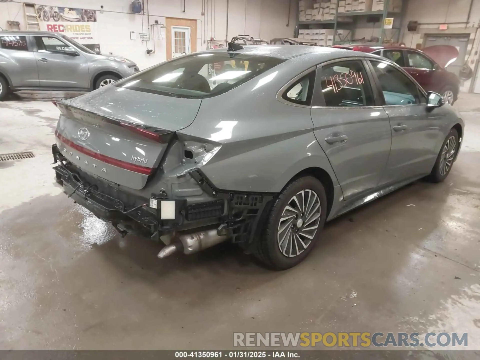 4 Photograph of a damaged car KMHL34JJ5NA047976 HYUNDAI SONATA HYBRID 2022