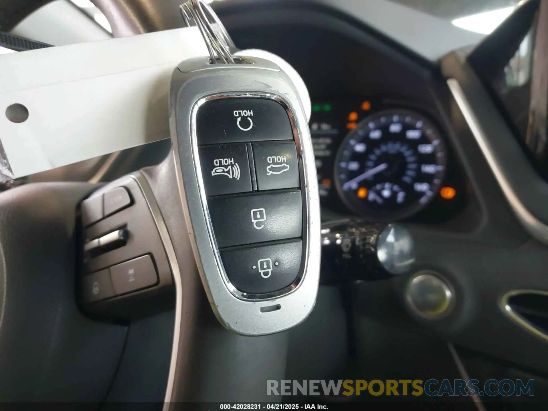 11 Photograph of a damaged car KMHL34JJ7NA042875 HYUNDAI SONATA HYBRID 2022