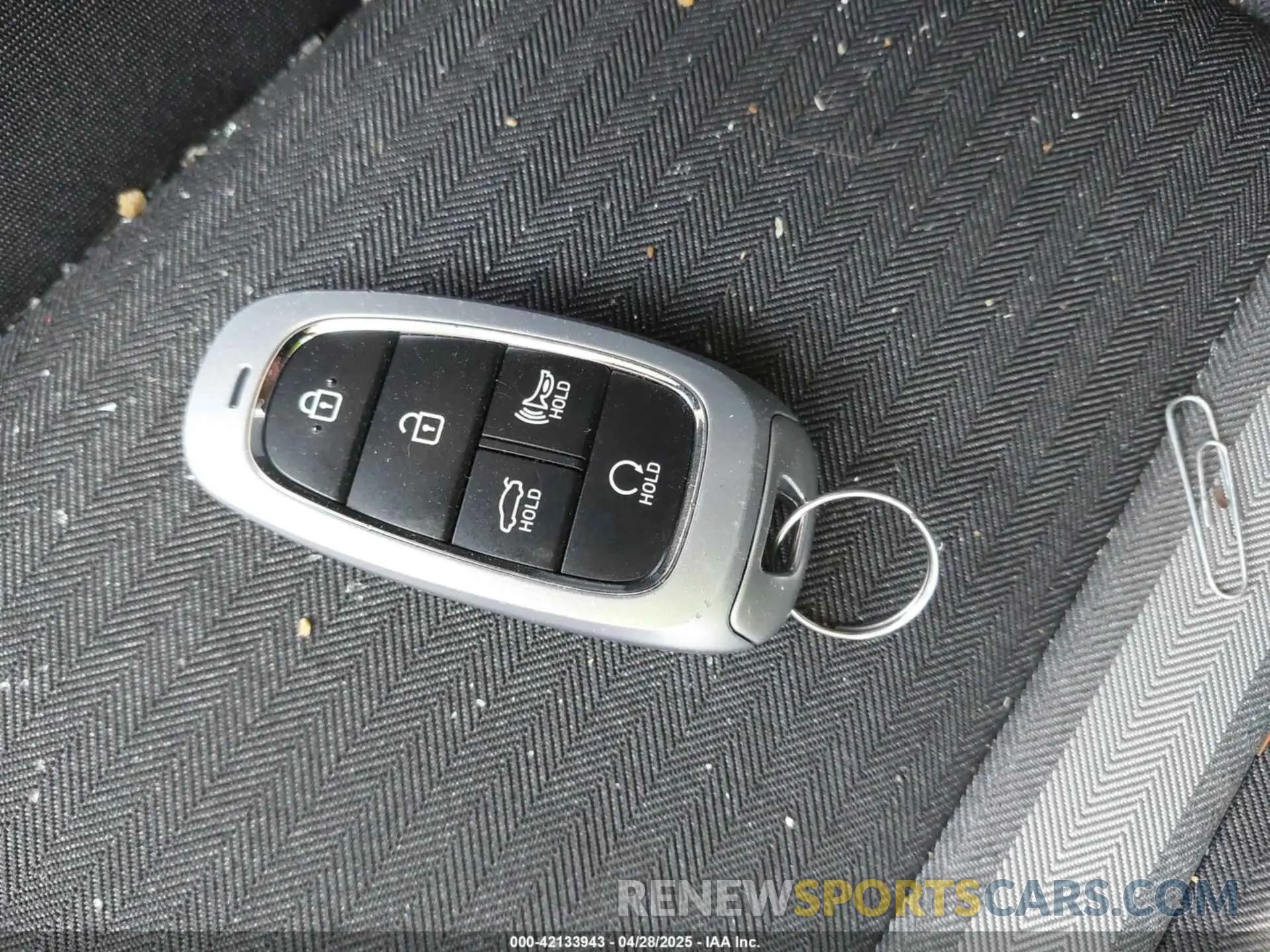 11 Photograph of a damaged car KMHL24JJ6PA060242 HYUNDAI SONATA HYBRID 2023