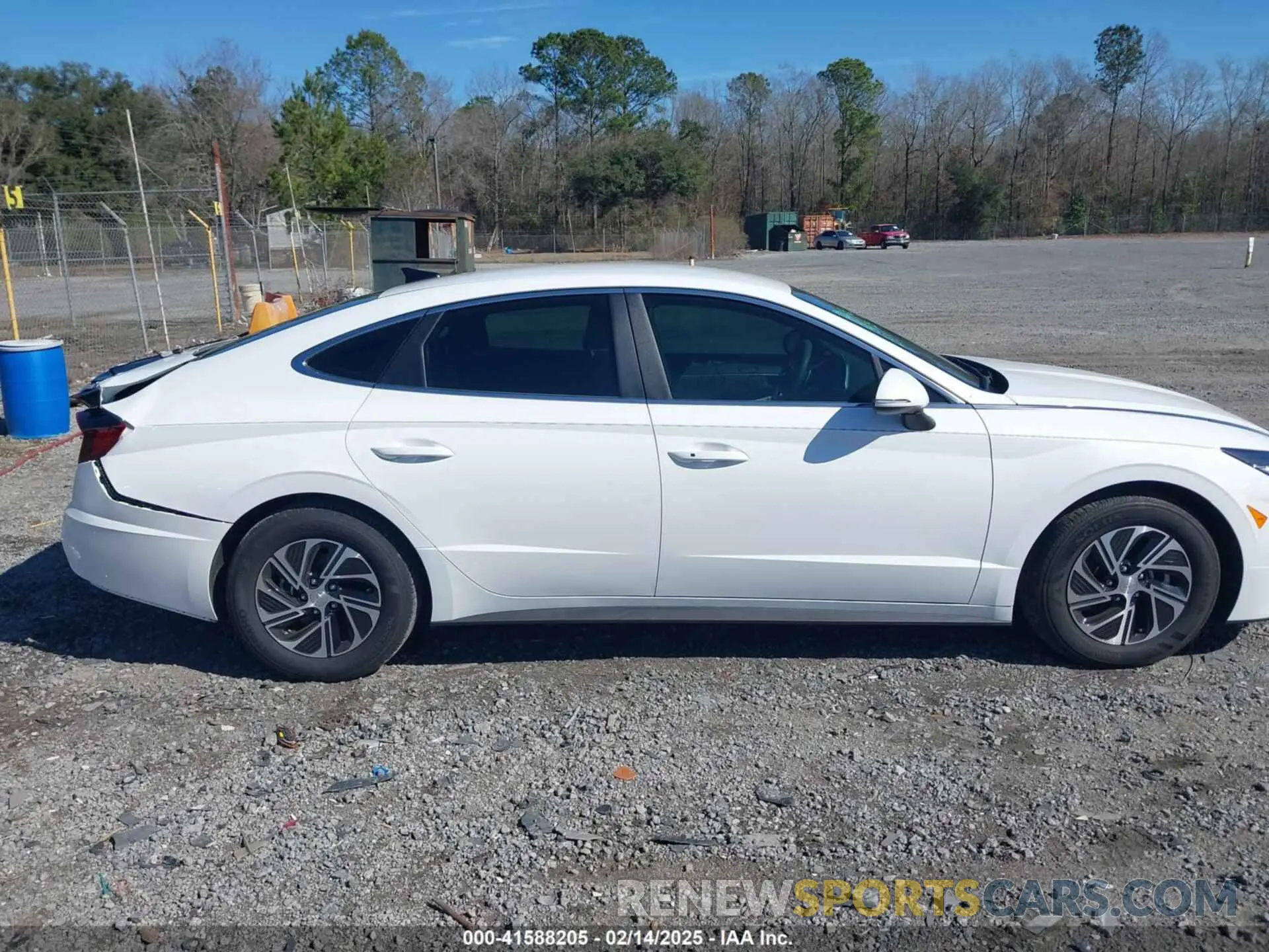 13 Photograph of a damaged car KMHL24JJ7PA069421 HYUNDAI SONATA HYBRID 2023