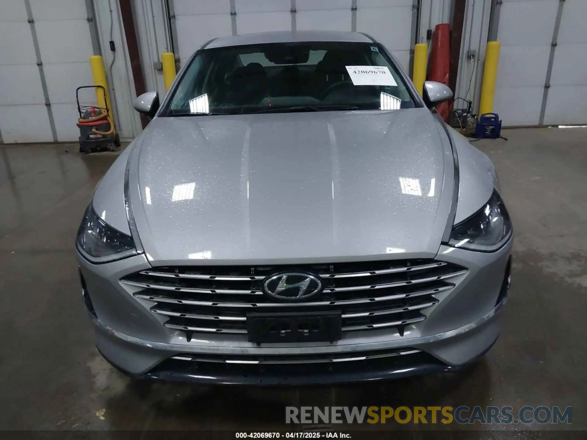 12 Photograph of a damaged car KMHL34JJ0PA055051 HYUNDAI SONATA HYBRID 2023