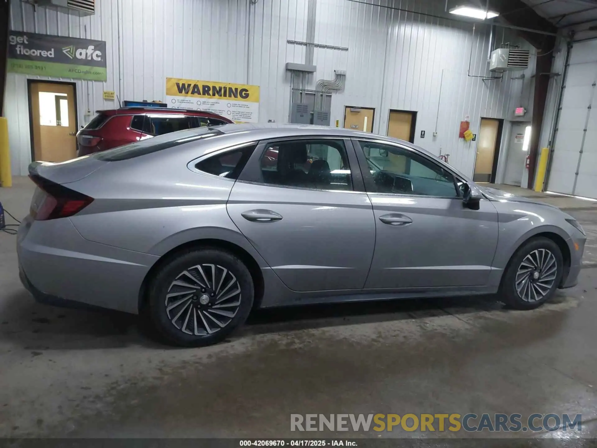 13 Photograph of a damaged car KMHL34JJ0PA055051 HYUNDAI SONATA HYBRID 2023