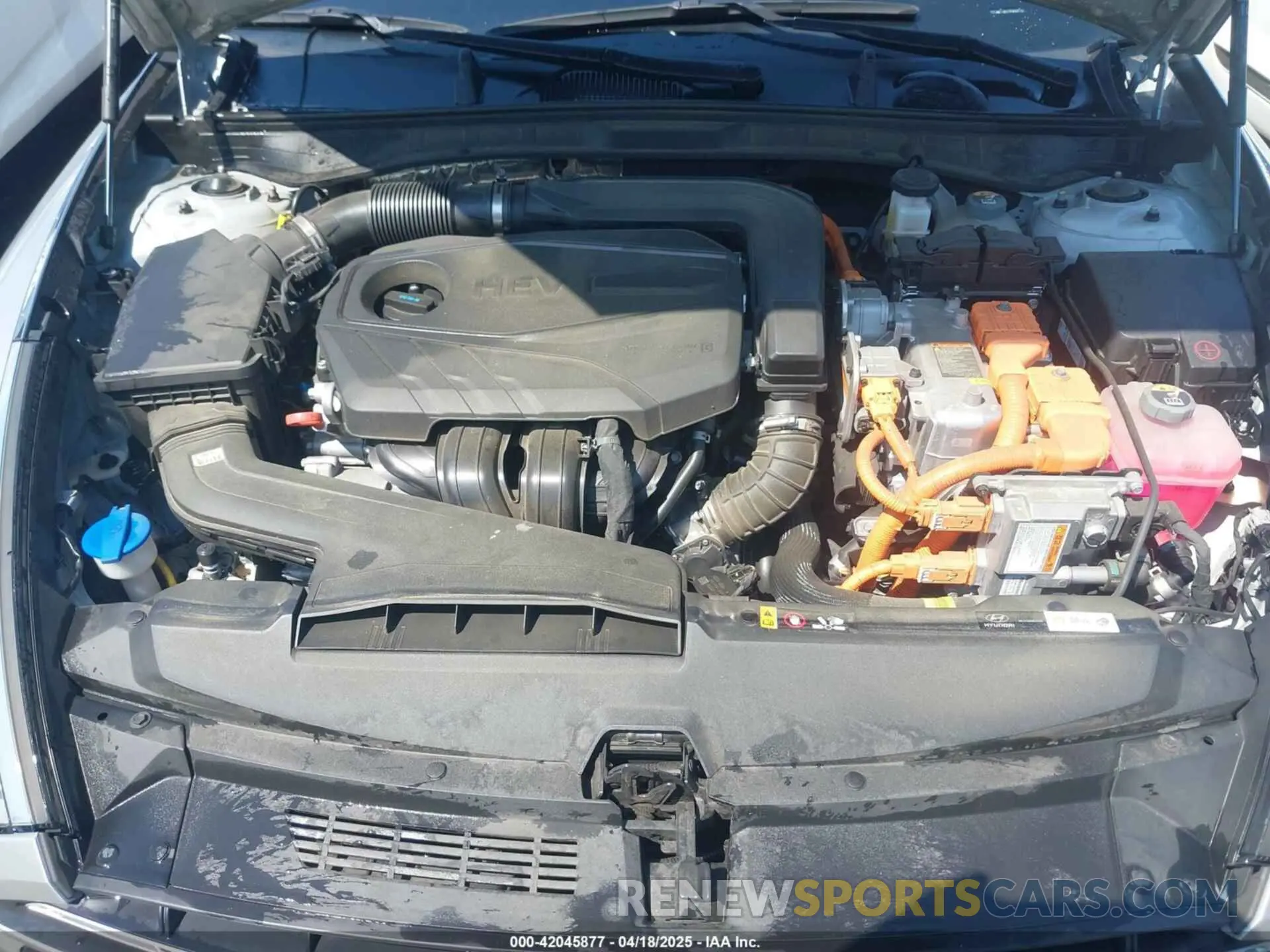 10 Photograph of a damaged car KMHL34JJ1PA064213 HYUNDAI SONATA HYBRID 2023