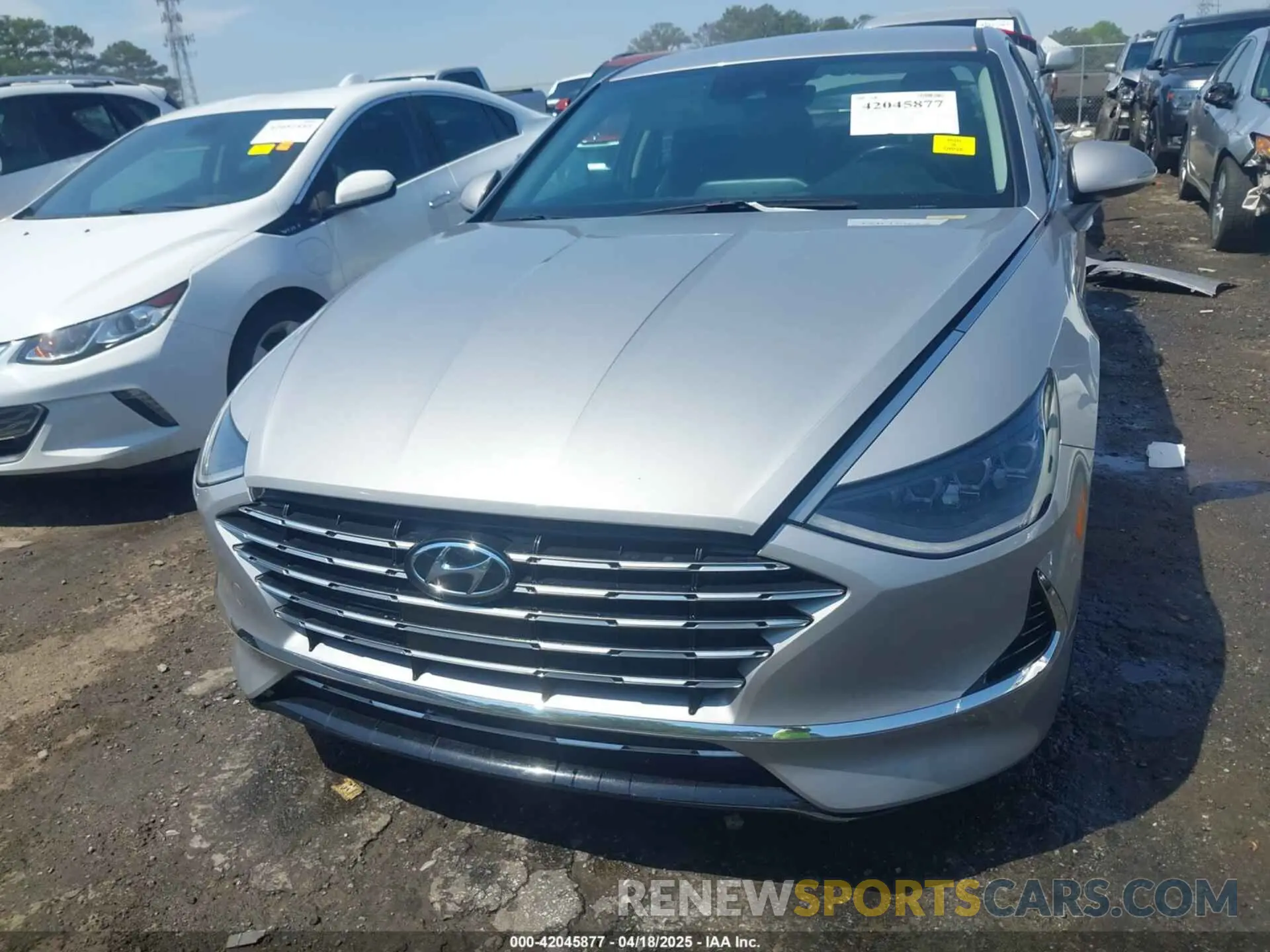 13 Photograph of a damaged car KMHL34JJ1PA064213 HYUNDAI SONATA HYBRID 2023
