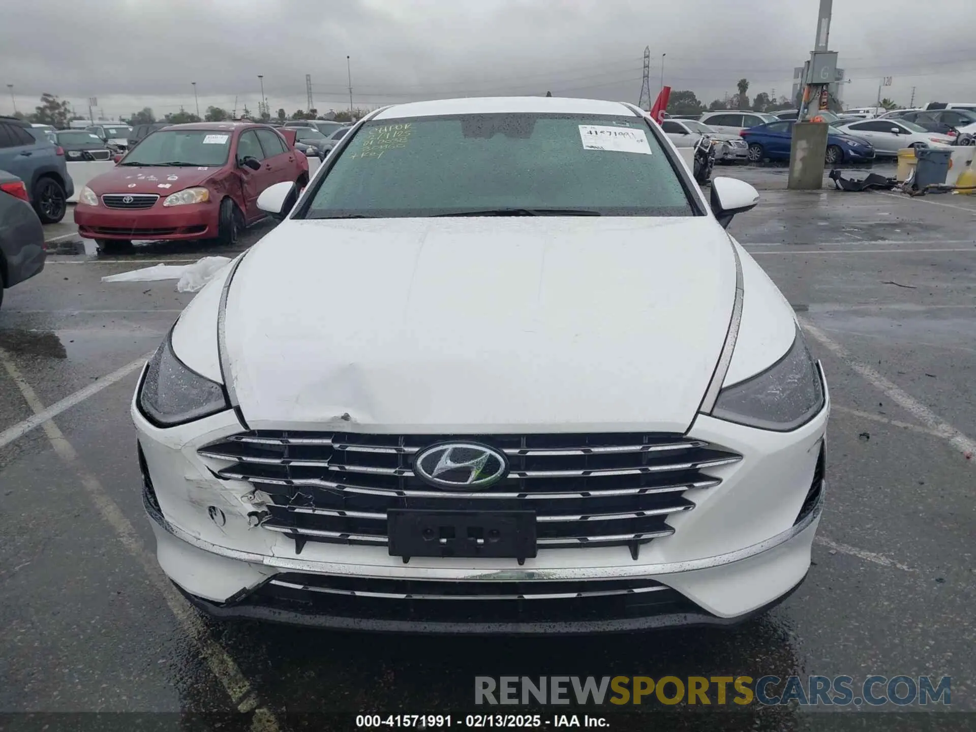12 Photograph of a damaged car KMHL34JJ1PA070934 HYUNDAI SONATA HYBRID 2023