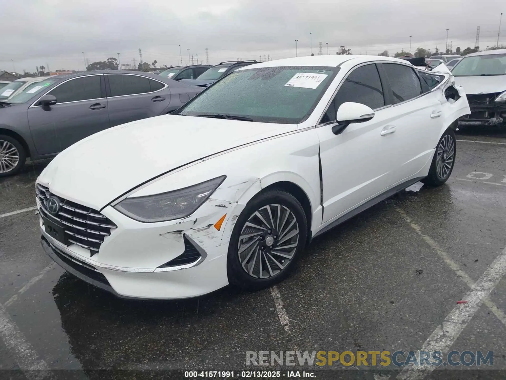 2 Photograph of a damaged car KMHL34JJ1PA070934 HYUNDAI SONATA HYBRID 2023