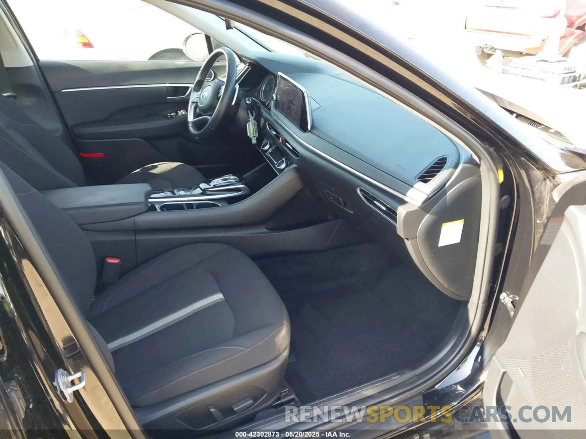 5 Photograph of a damaged car KMHL34JJ1PA081951 HYUNDAI SONATA HYBRID 2023