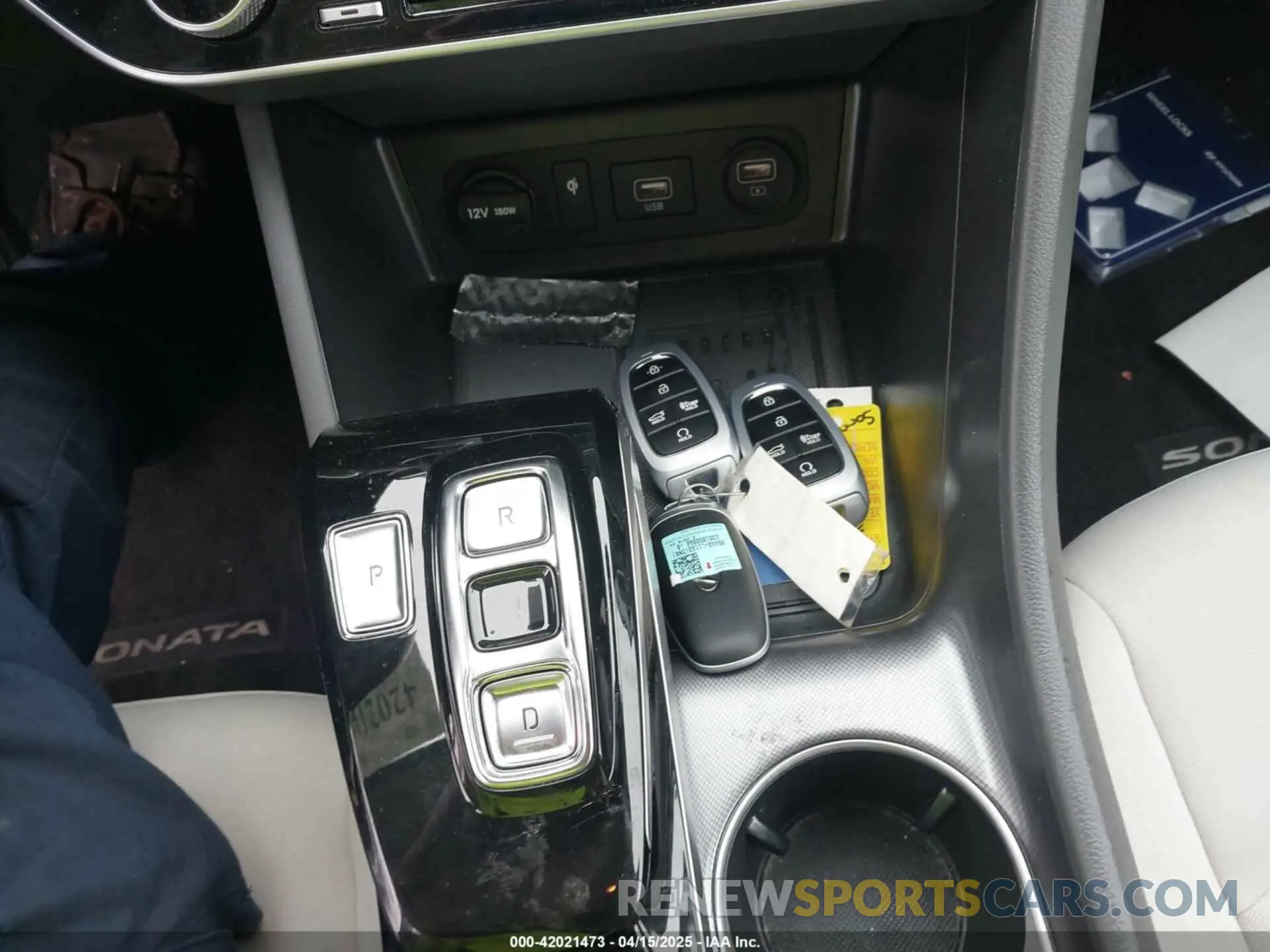 11 Photograph of a damaged car KMHL34JJ4PA053898 HYUNDAI SONATA HYBRID 2023