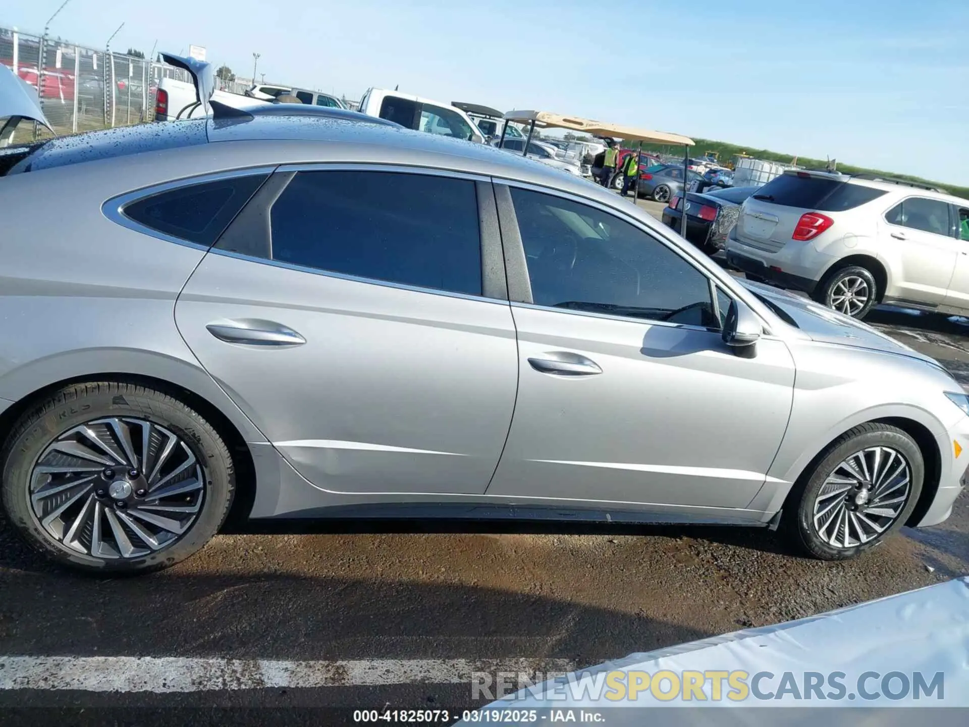 14 Photograph of a damaged car KMHL34JJ5PA071052 HYUNDAI SONATA HYBRID 2023